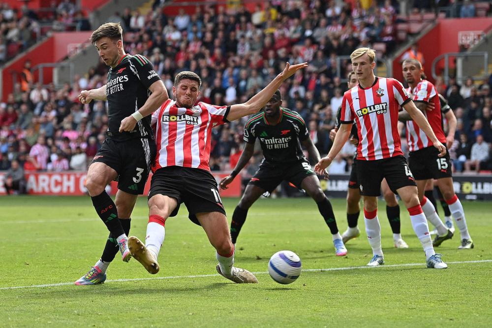 门兴格拉德巴赫vsRB莱比锡：诺伊豪斯、尼科-埃尔维迪首发，劳姆、古拉西奇出战